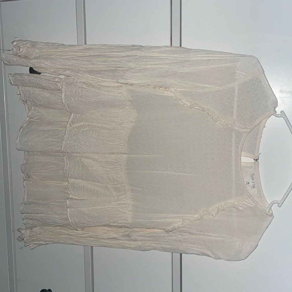 Off white flowy long sleeve shirt